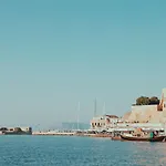 شقة Destino Overlooking The Venetian Port Of Chania *