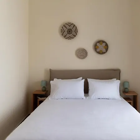 Destino Overlooking The Venetian Port Of Chania