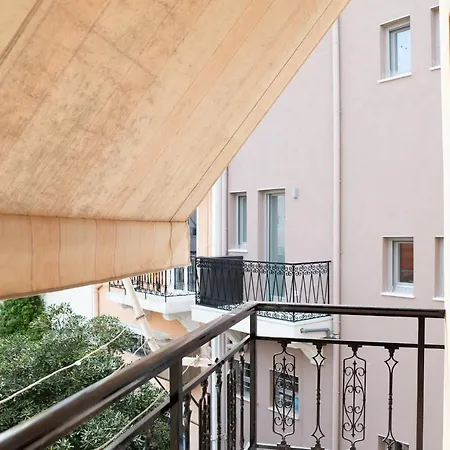 Destino Overlooking The Venetian Port Of Chania Апартаменты *