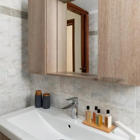 Destino Overlooking The Venetian Port Of Chania