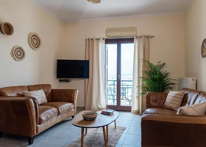 Destino Overlooking The Venetian Port Of Chania