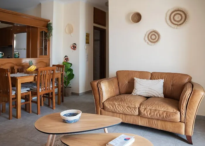 Destino Overlooking The Venetian Port Of Chania Appartement *