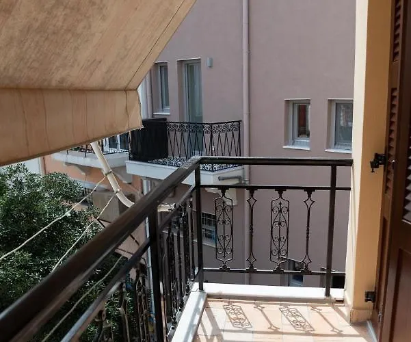 Destino Overlooking The Venetian Port Of Chania *