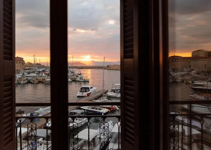 Destino Overlooking The Venetian Port Of Chania La Canée