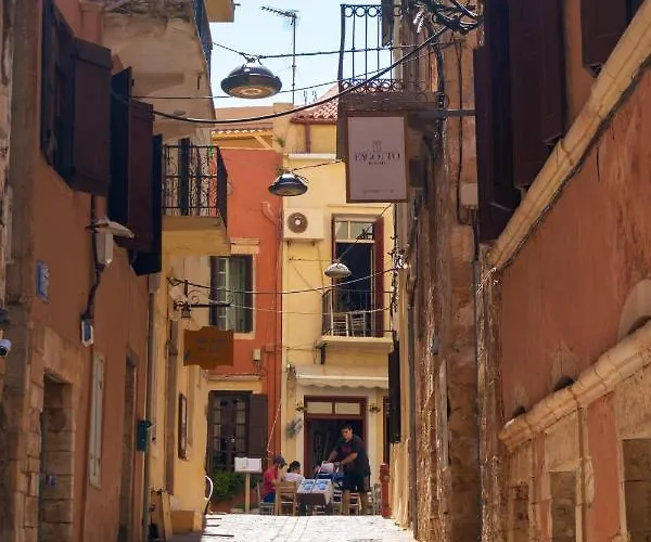 Destino Overlooking The Venetian Port Of Chania Appartement